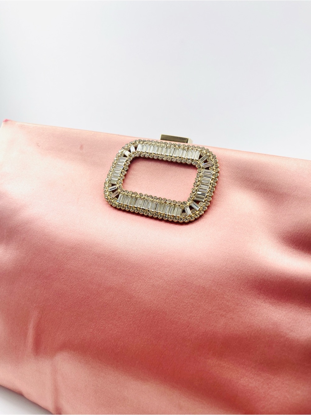 Roger Vivier Clutch XY#0627 - Picture 2 of 11